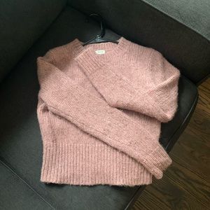 Aritzia Tahula crop sweater